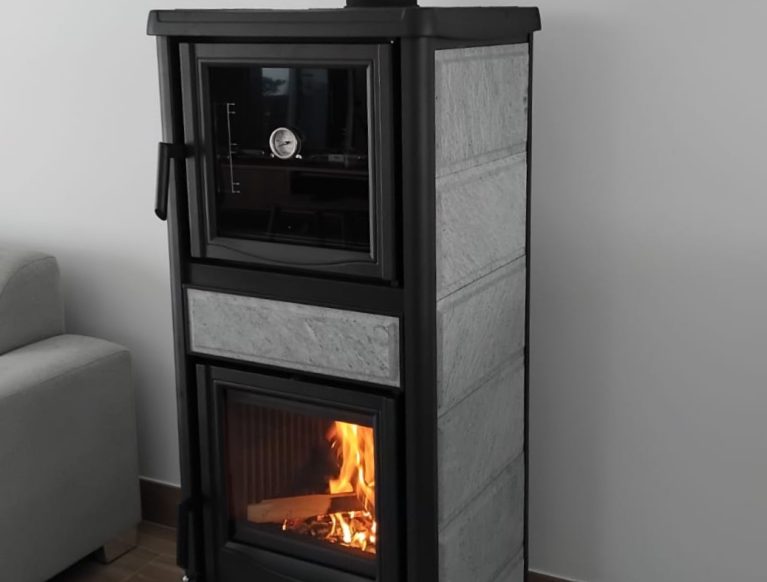 instalacao-salamandra-a-lenha-com-forno